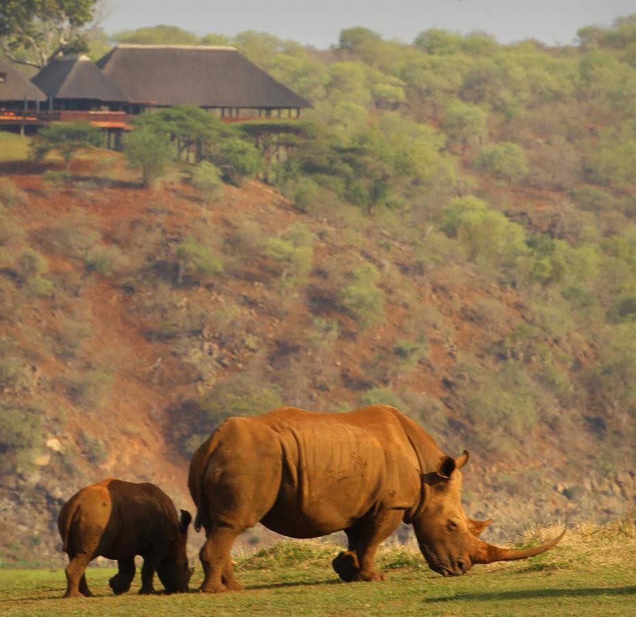 Nkwazi Lake Lodge Понгола Екстериор снимка