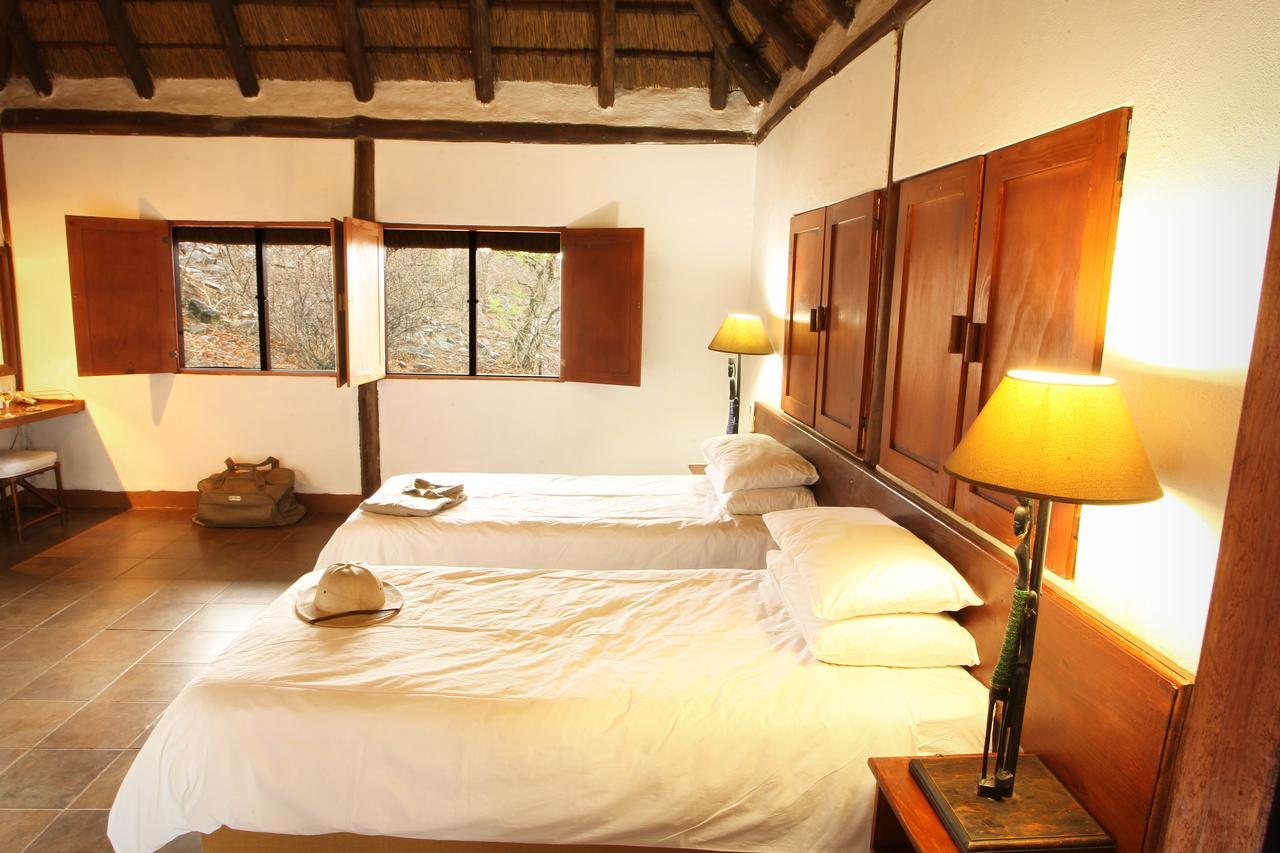 Nkwazi Lake Lodge Понгола Екстериор снимка